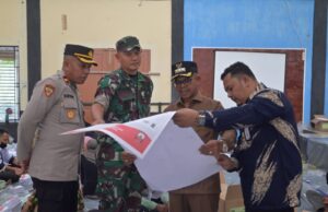 Pj Bupati : Proses Sortir dan Pelipatan Surat Suara di Aceh Jaya Berjalan Lancar