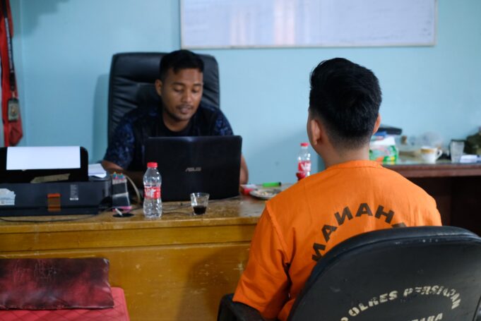 Sebar Foto Bungil Mantan Istri, Pria Ini Terancam 6 Tahun Penjara