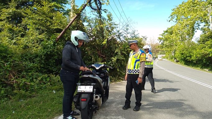 Satlantas Polres Aceh Jaya Tertipkan Knalpot Brong