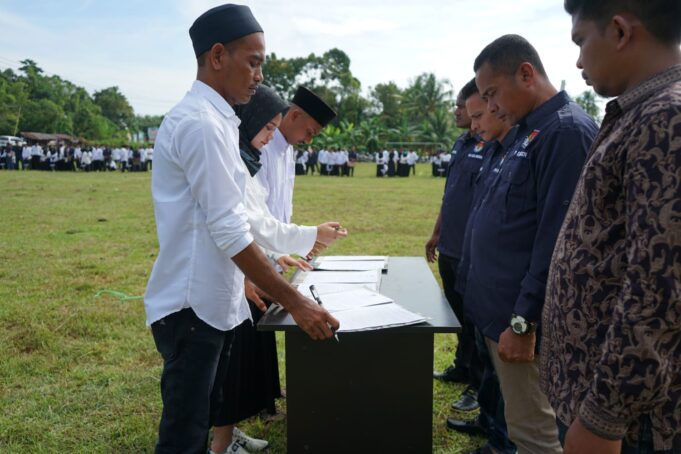 Sebanyak 546 Anggota KPPS Meurah Mulia di Lantik