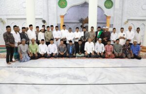 Pj Bupati Mahyuzar Awali Safari Ramadhan di Gampong Seumirah