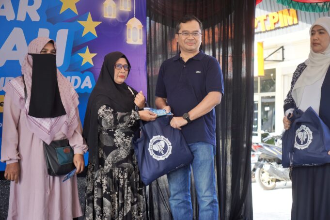 Gelar Pasar Murah, PT PIM Sediakan Ribuan Paket Sembako