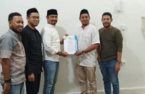 Usai Buka Puasa Bersama, Ketua KNPI Aceh Jaya Terima SK Pengurus Daerah