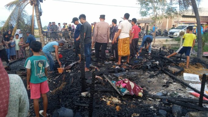 Ruko Terbakar, Satu Warga Terluka