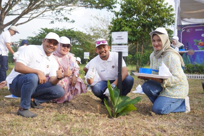 Peringati HUT PT Pupuk Indonesia Ke-12, PT PIM Laksanakan Penanaman 750 Pohon