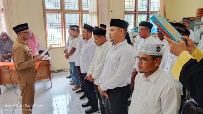 Plt Camat Tanah Luas Lantik 28 Anggota Tuha Peut Terpilih Priode 2024-2030