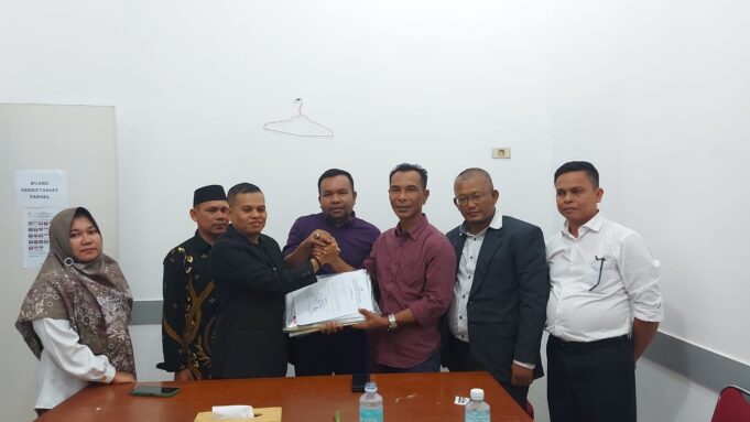 Pansel Kabupaten Bireuen Serahkan 15 Nama Calon Panwaslih kepada DPRK