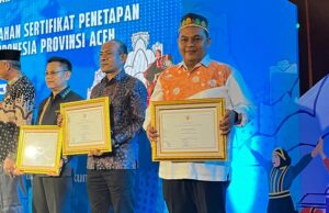 Pemerintah Aceh Jaya Terima Sertifikat Penetapan Semeuleung Raja sebagai WBTb Indonesia
