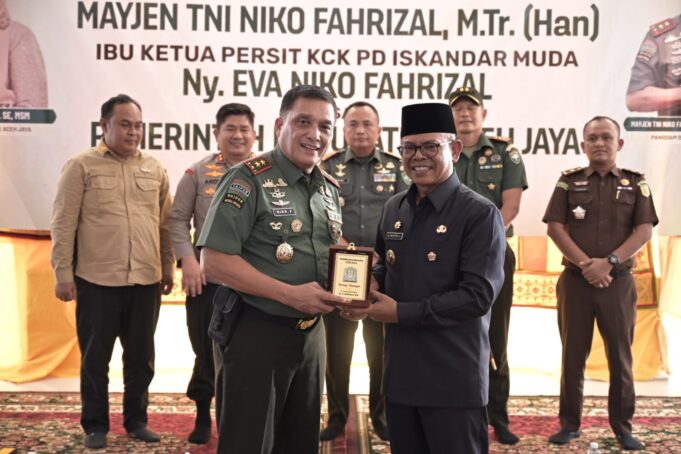 Kunker Ke Aceh Jaya, Pangdam Iskandar Muda Di Tepung Tawar Tokoh Pemerintah