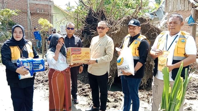 PT PIM Salurkan Bantuan Masa Panik Untuk Korban Angin Kencang di Aceh Utara