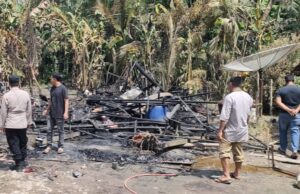 Akibat Selang Gas Bocor, Rumah Muslem di Lhoksukon Musnah Terbakar