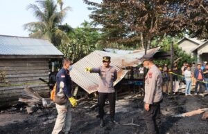 Gerak Cepat, Kapolres Aceh Utara Tinjau Lokasi Kebakaran di Cot Girek