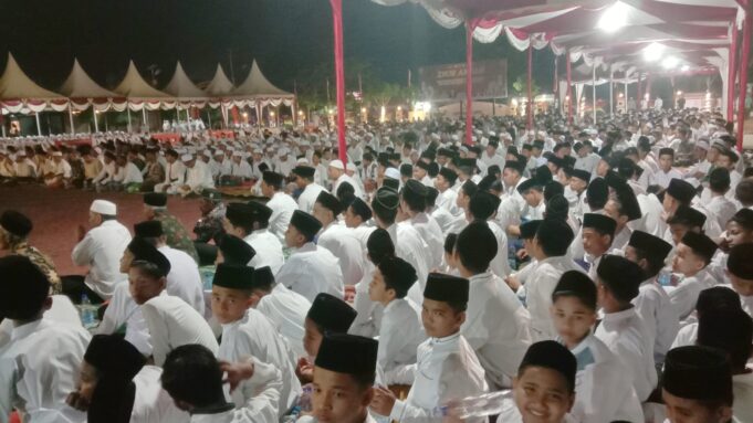 Gelar Zikir Akbar: Ribuan Jamaah Padati Mako Polres Aceh Utara