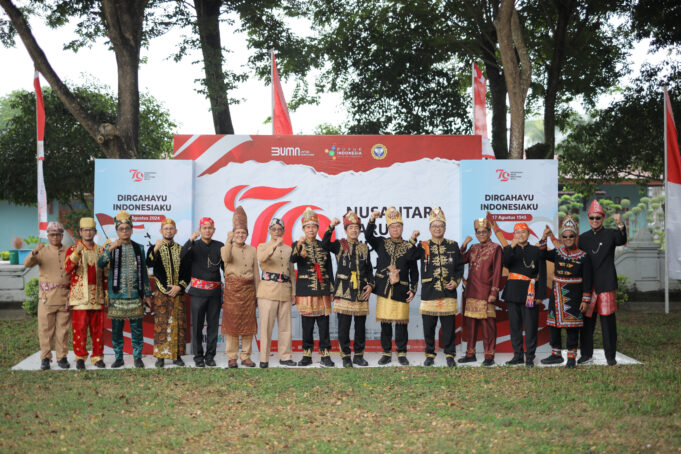 Kenakan Pakaian Adat Nusantara, PT PIM Rayakan HUT RI Ke 79