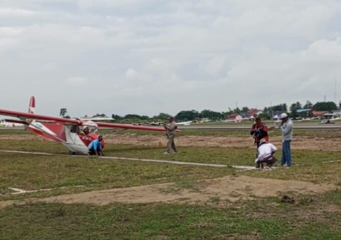 Papua Pegunungan Raih Emas di Nomor Precision Landing Dual Seater Mix Double Terbang Layang PON XXI