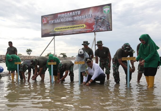 Pj Wali Kota Lhokseumawe Apresiasi Sinergi TNI dalam Pelestarian Lingkungan