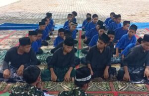 Zikir Al Barzanji Bergema pada Peringatan Maulid Nabi di SMKN 1 Lhoksukon