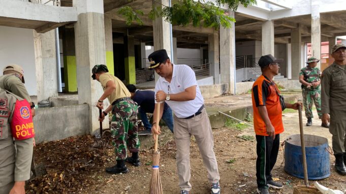 Upaya Fungsikan MPP, Pj Wali Kota Lhokseumawe Pimpin Aksi Bersih