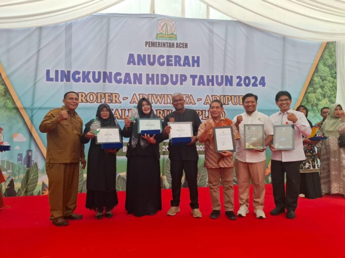 Tiga SMAN di Aceh Utara Terima Anugerah Adiwiyata Tingkat Provinsi 2024