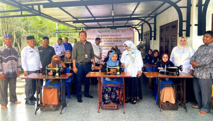PGE Kembali Latih Keterampilan Menjahit Untuk Kaum Perempuan di Sekitar Perusahaan