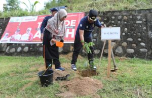 Dukung Program Tahiroe Aceh, Pj Wali Kota dan Forkopimda Lhokseumawe Tanam Pohon