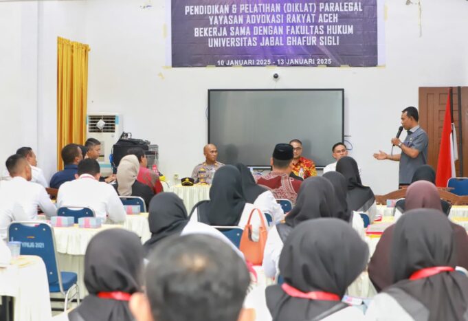 Bupati Pidie Resmikan Diklat Paralegal YARA