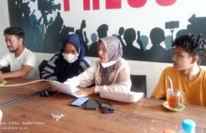 Pendemo Kantor Keuchik Diteror dengan Ancaman Penjara, Warga Tumpok Teungoh Resah