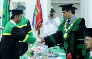 UIN Ar-Raniry Kukuhkan 1.401 Wisudawan, Rektor: Jaga Salat dan Integritas