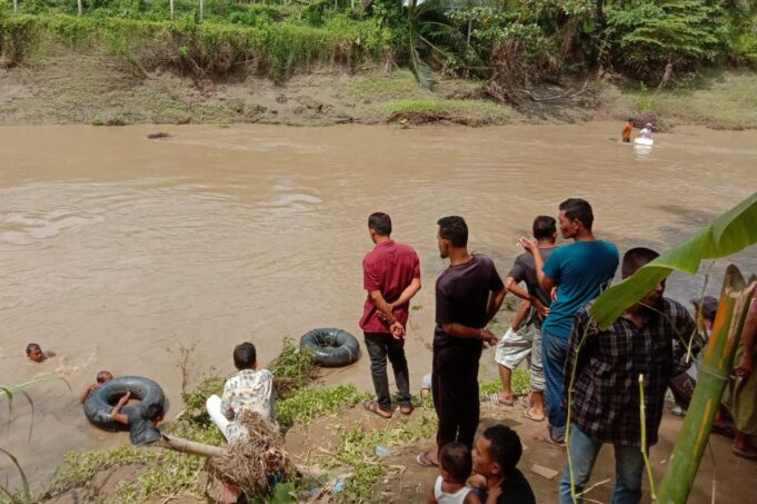 Pencarian Bacah 6 Tahun yang Terseret Arus Krueng Pasee Belum Membuahkan Hasil