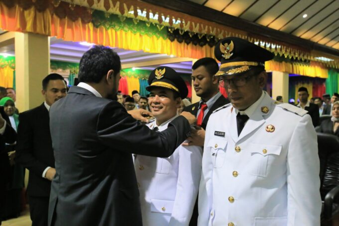 Sayuti Abubakar dan Husaini Resmi Dilantik sebagai Wali Kota dan Wakil Wali Kota Lhokseumawe