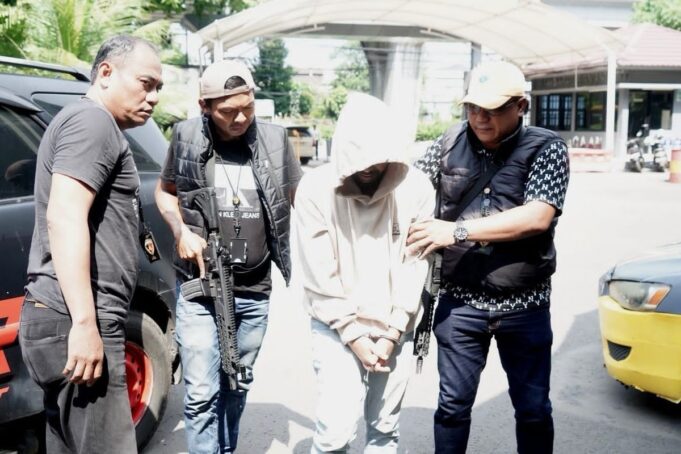 Sopir Truk Ekspedisi Gelapkan 15 Ton Beras Premium, Polisi Tangkap Pelaku