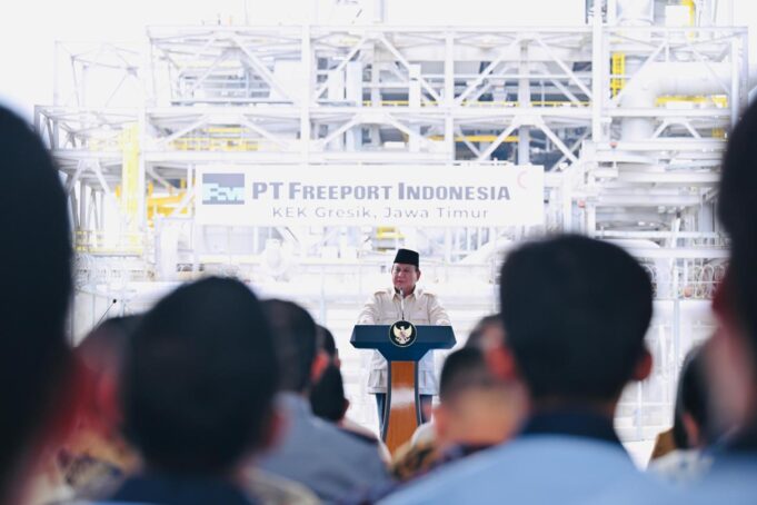 Presiden Prabowo Resmikan Pabrik Pemurnian Logam Mulia di Gresik, Tegaskan Komitmen Hilirisasi
