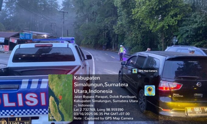 Banjir Bandang Landa Parapat, Lalu Lintas Sempat Terganggu, Polisi Bergerak Cepat