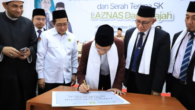 Menag Resmikan LAZNAS Darunnajah: Wujud Kontribusi Pesantren bagi Umat
