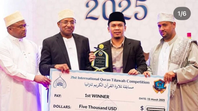 Ahmad Khairi Novandra Juara Kompetisi Al-Qur’an Internasional di Tanzania