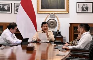 Presiden Prabowo Bahas Perkembangan Ekonomi Nasional dengan Menko Airlangga