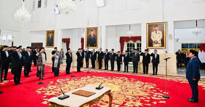 Presiden Prabowo Lantik 31 Duta Besar Luar Biasa dan Berkuasa Penuh RI, Berikut Daftarnya