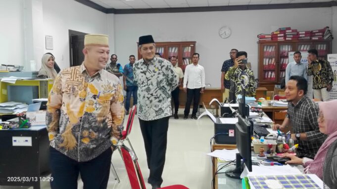 Bupati dan Wakil Bupati Aceh Utara Pantau Kehadiran Pegawai di Bulan Ramadhan