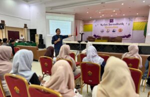 Puluhan Mahasiswa Ikuti Kelas Jurnalistik Ramadan 2025 Digelar AJI Lhokseumawe