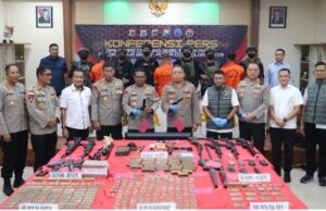 Polisi Gagalkan Penyelundupan Senpi dan Ribuan Amunisi untuk KKB di Papua