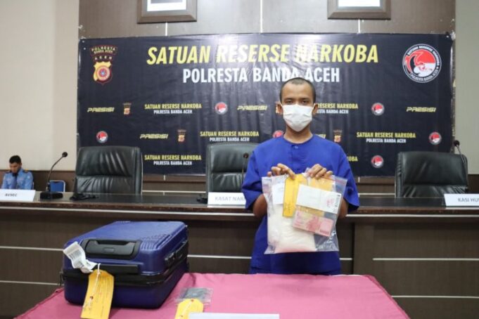 Gagal Selundupkan 1 Kg Sabu dari Bandara SIM, Pria Asal Aceh Timur Ditangkap dan Terancam Hukuman Berat