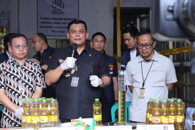 Polda Metro Jaya Ungkap Praktik Curang Pengoplosan Minyakita