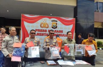 Polisi Sita Uang Rp284,56 Juta dalam Kasus Penipuan PKL Mahasiswa