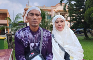 20 Tahun Berjualan Pisang Goreng, Pasutri Asal Sergai Berangkat Haji