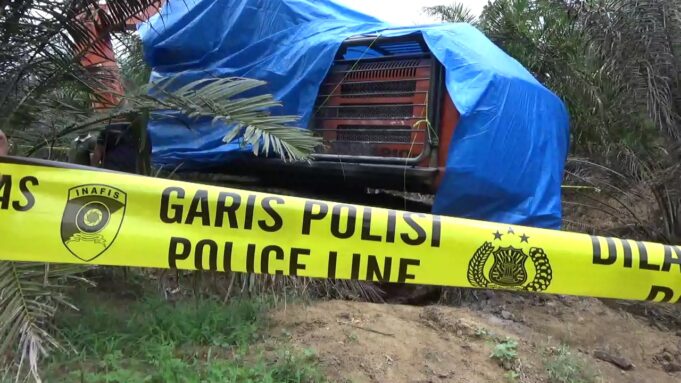 Misteri di Balik Excavator Terbakar, Ada Apa dengan PT Satya Agung?