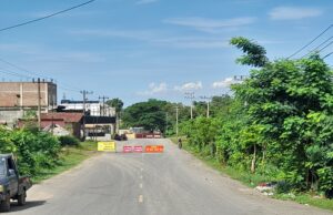 Kontraktor Tutup Akses Jalan Elak, Warga Blang Crum Keluhkan Kerusakan Jalan Gampong