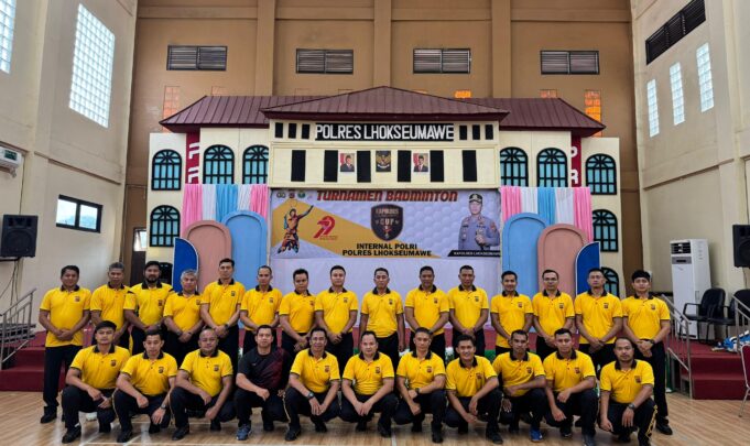 Sambut HUT Bhayangkara ke-79, Kapolres Lhokseumawe Gelar Turnamen Badminton