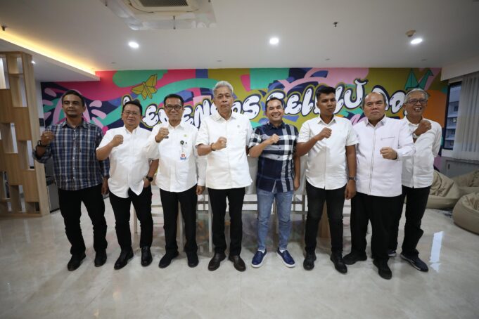 Lhokseumawe Siap Wujudkan Sekolah Rakyat, Wali Kota Audiensi dengan Wamen Sosial