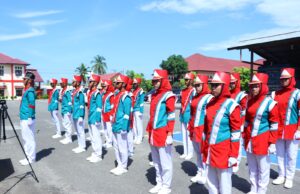 Pelajar Adu Ketangkasan Baris-Berbaris di Polres Aceh Utara