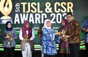 Pupuk Iskandar Muda Kembali Sabet Penghargaan Platinum dan Gold di TJSL & CSR Awards 2025